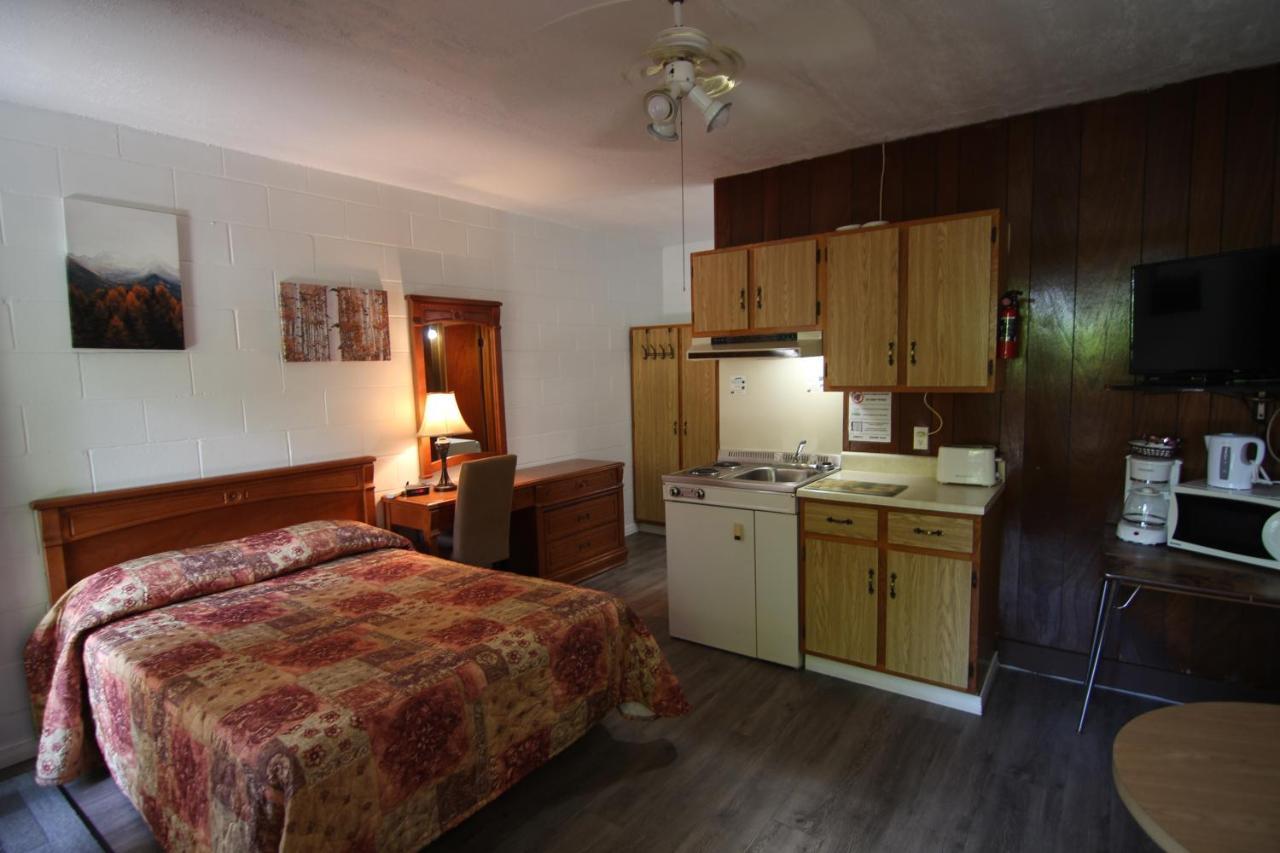 Motel Lennoxville Sherbrooke Exteriör bild