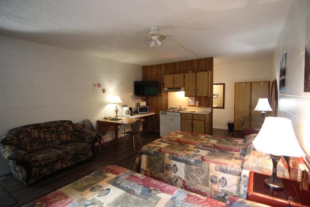 Motel Lennoxville Sherbrooke Exteriör bild