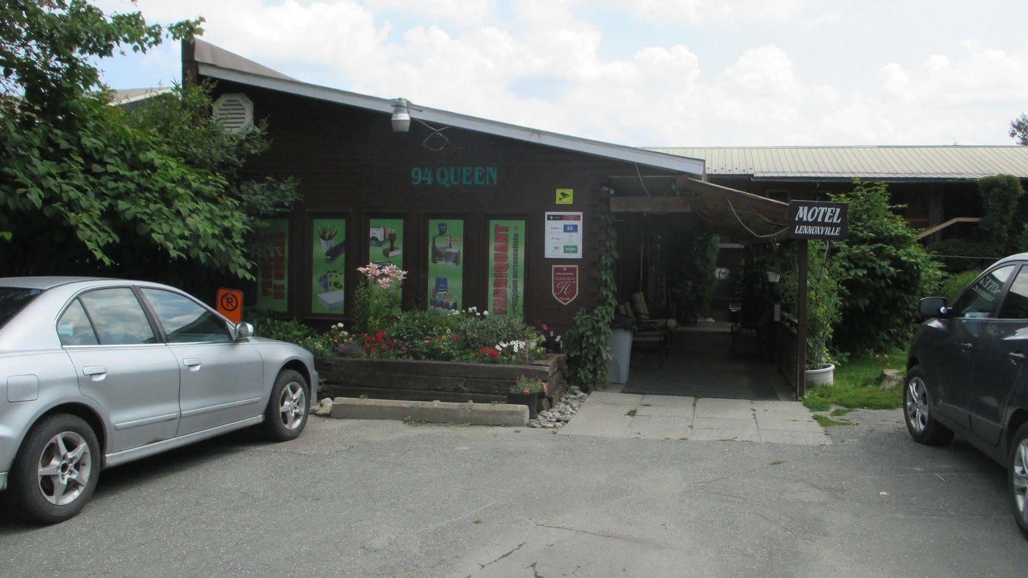 Motel Lennoxville Sherbrooke Exteriör bild